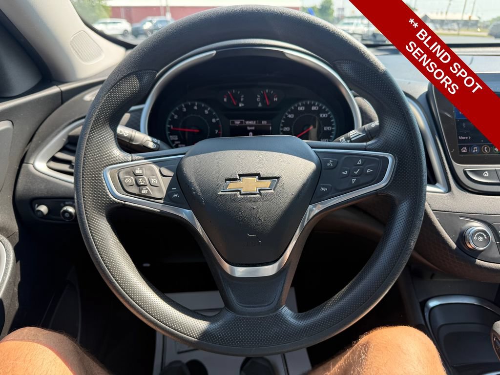 Used 2022 Chevrolet Malibu LS w/ Driver Confidence Package II FWD image 17