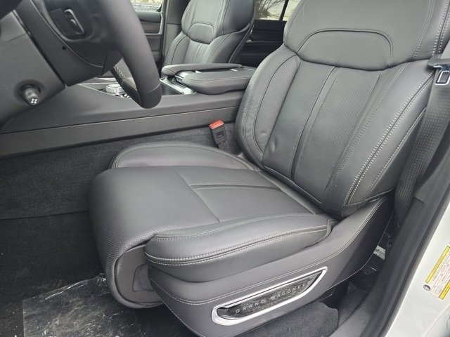 New 2026 Jeep Grand Wagoneer Summit image 5