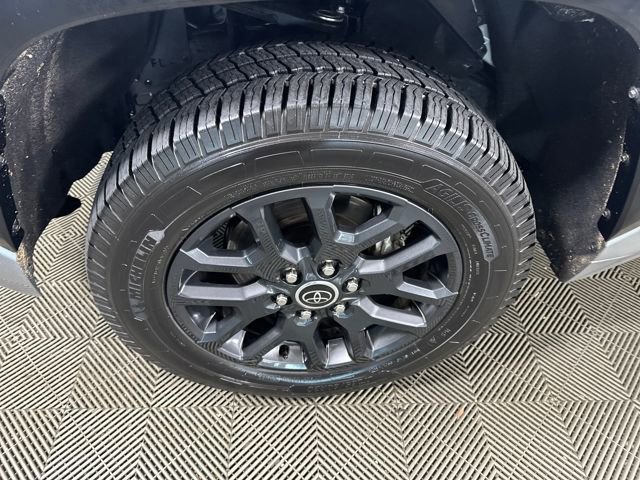 Used 2023 Toyota Tundra Platinum image 10