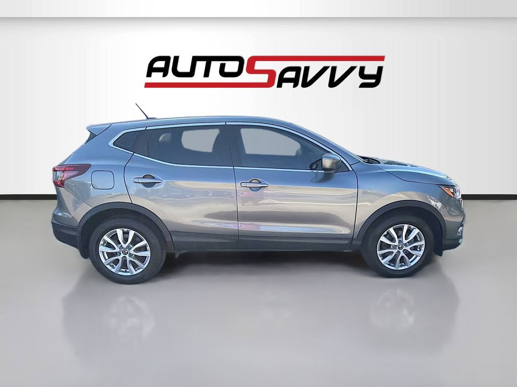 Used 2021 Nissan Rogue Sport S image 8