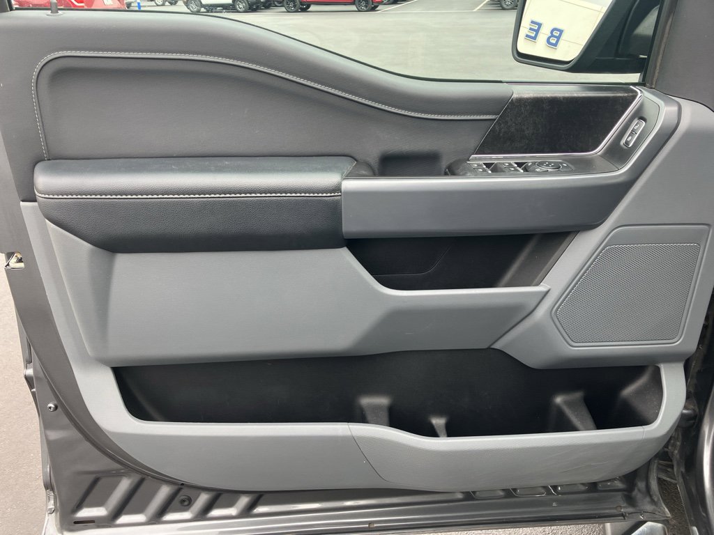 Used 2022 Ford F150 XLT w/ Equipment Group 302A High image 16