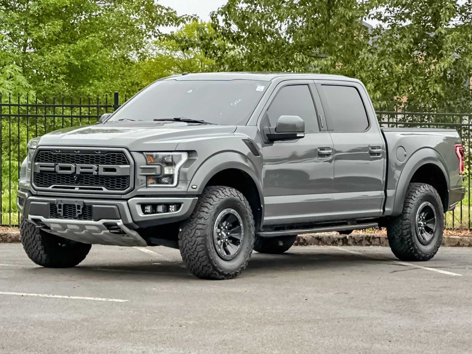 Used 2018 Ford F150 Raptor w/ Equipment Group 802A Luxury AWD/4WD image 8