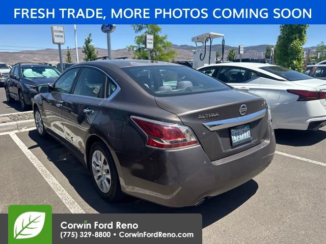Used 2015 Nissan Altima 2.5 S w/ Power Driver Seat Package FWD image 5