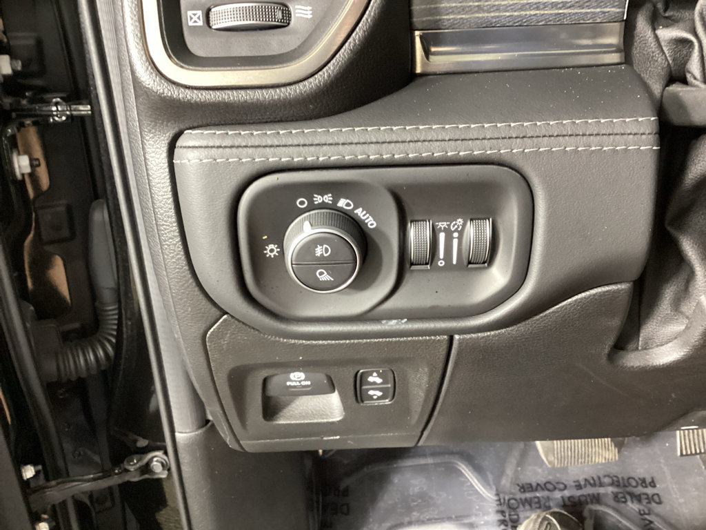 Used 2019 RAM 1500 Limited AWD/4WD image 21