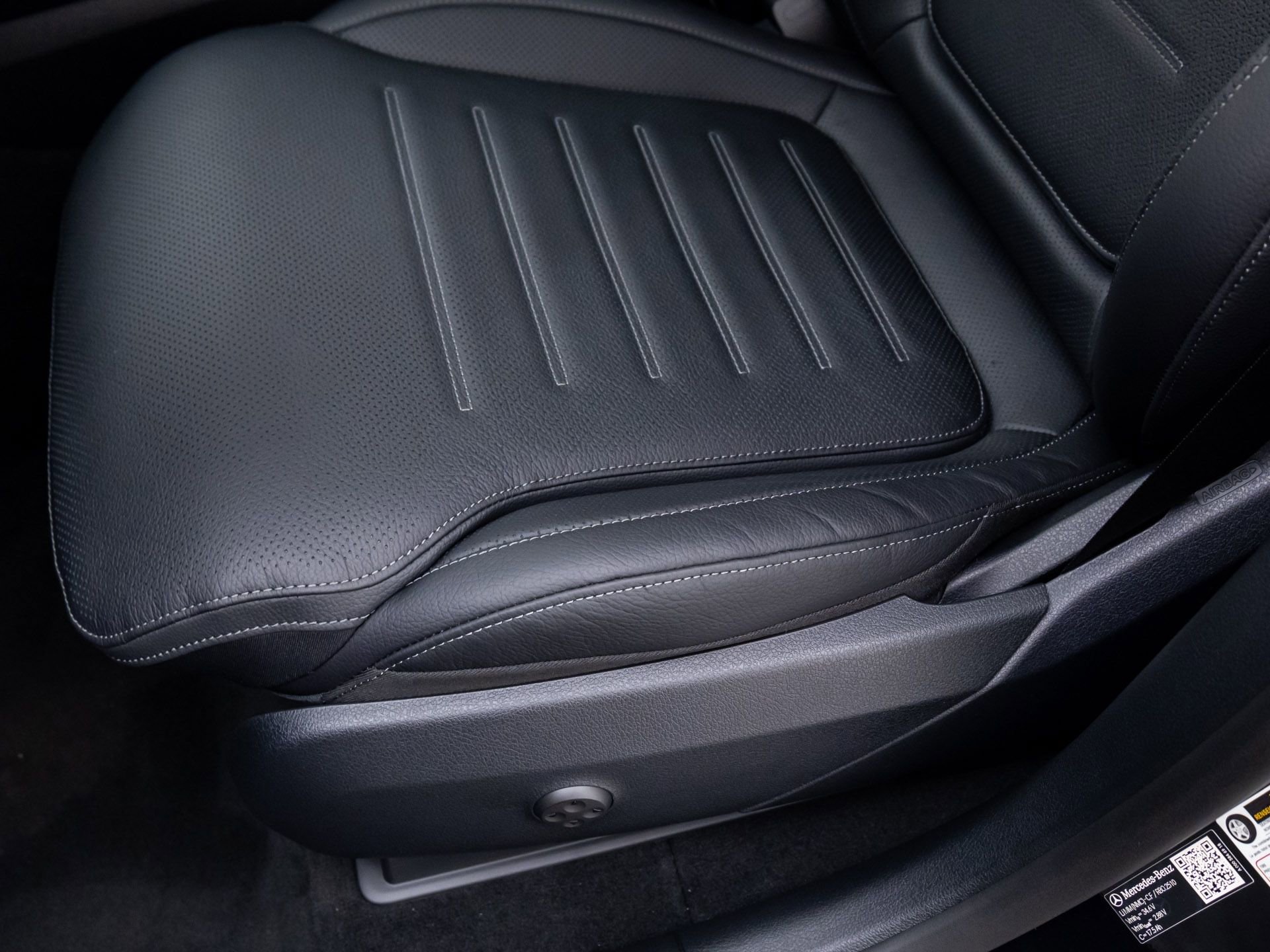 New 2026 Mercedes-Benz GLC 43 AMG 4MATIC image 16