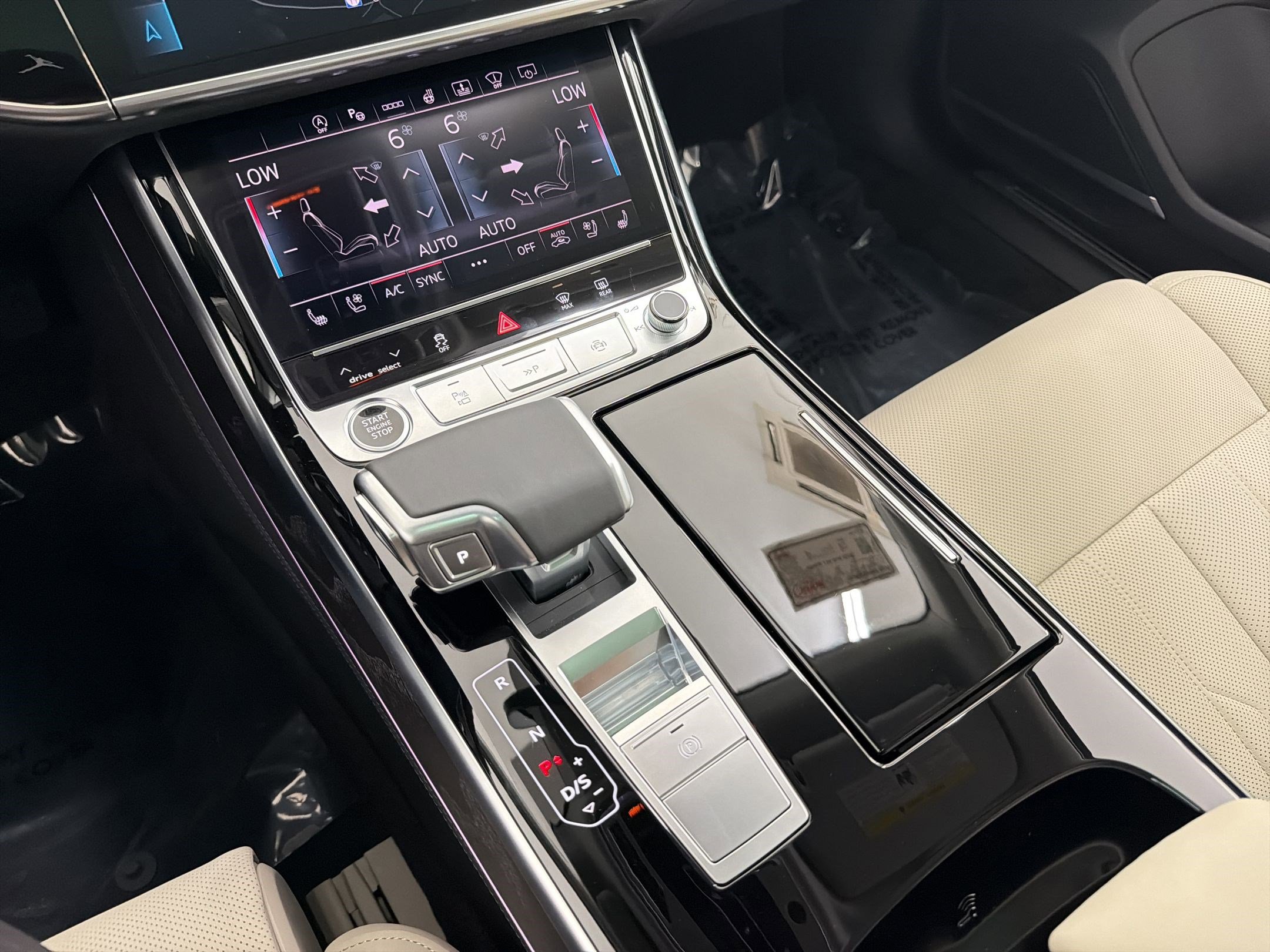 New 2026 Audi A8 L 3.0T image 23