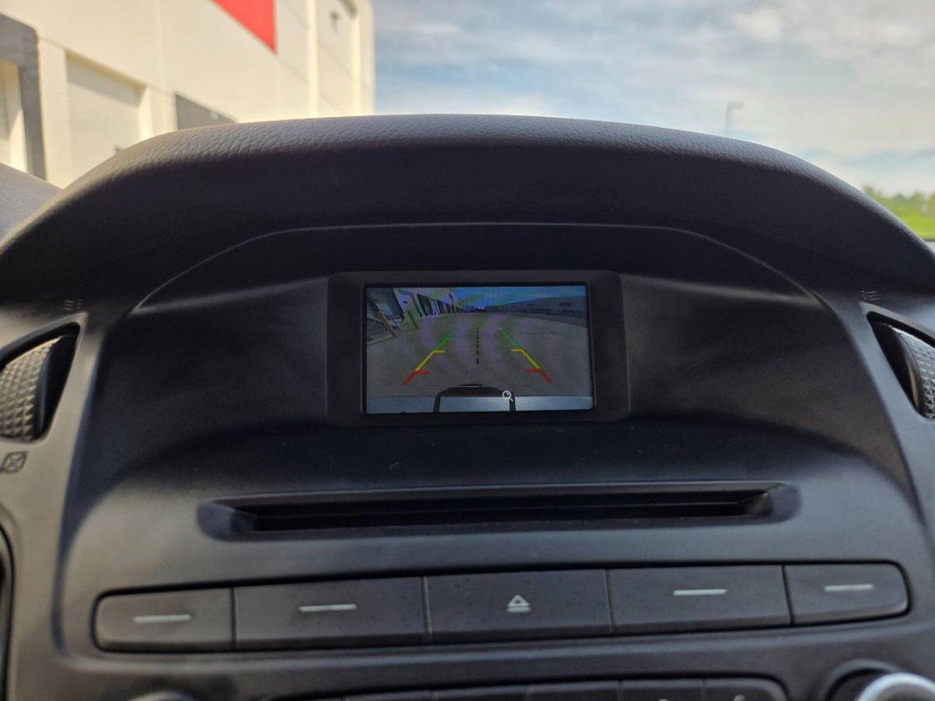 Used 2015 Ford Focus SE w/ SE Cold Weather Package FWD image 21