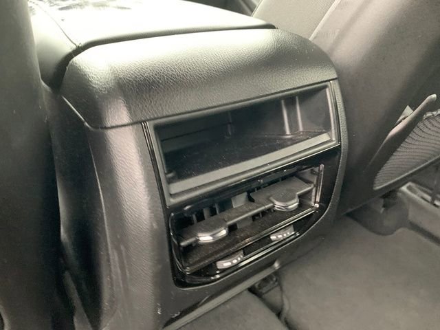 Used 2023 Jeep Grand Cherokee Altitude image 19