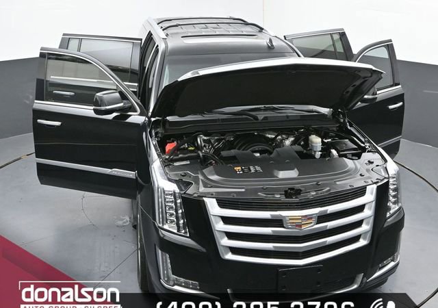 Used 2016 Cadillac Escalade ESV Premium AWD/4WD image 25