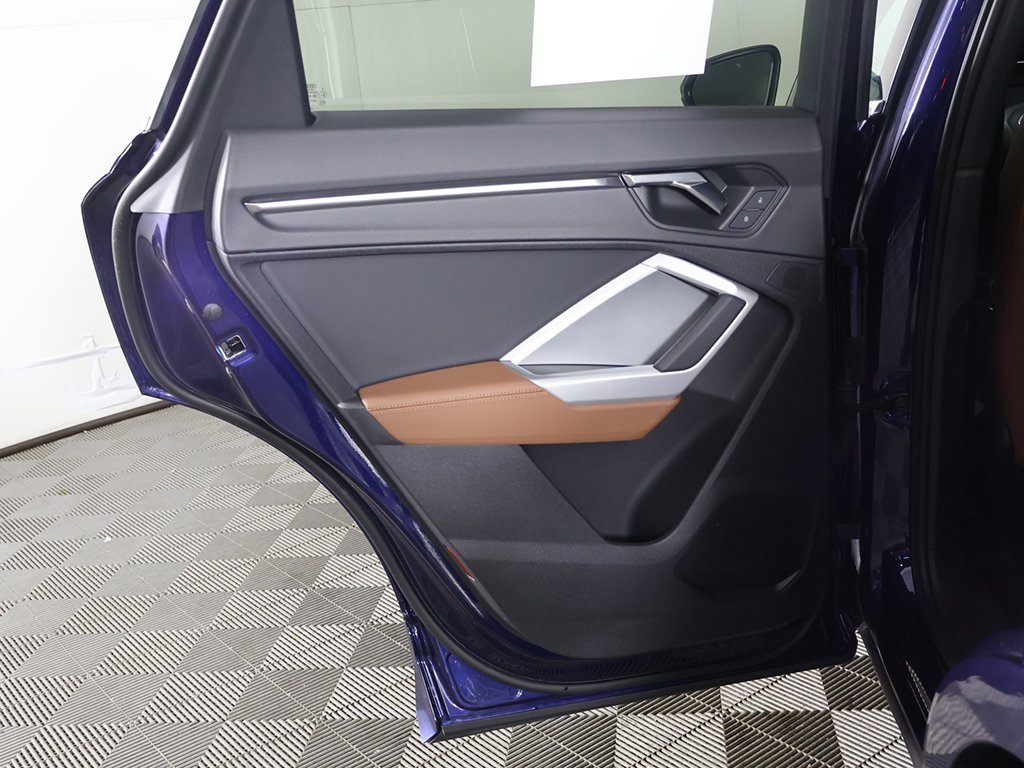 Used 2022 Audi Q3 2.0T Premium w/ Convenience Package image 23