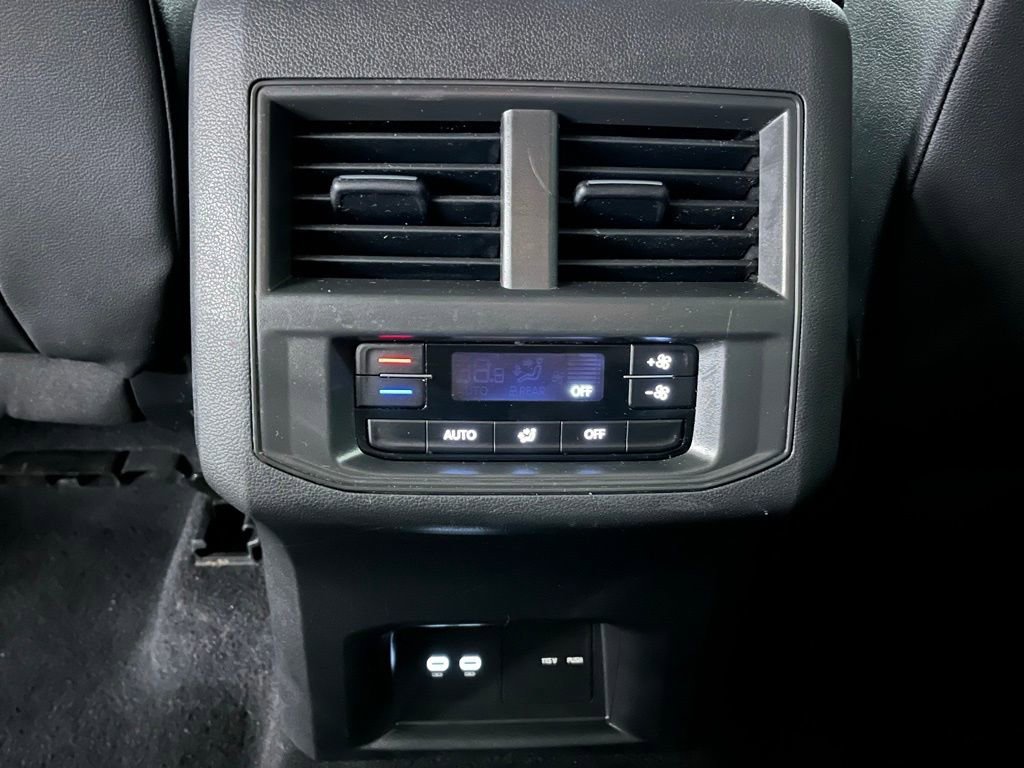 Certified 2023 Volkswagen Atlas SE w/ Black Wheel Package AWD/4WD image 24