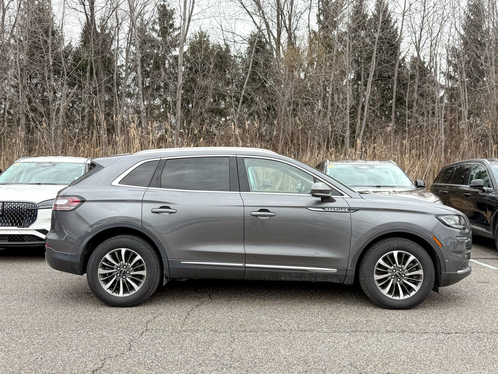 Used 2022 Lincoln Nautilus Reserve image 7