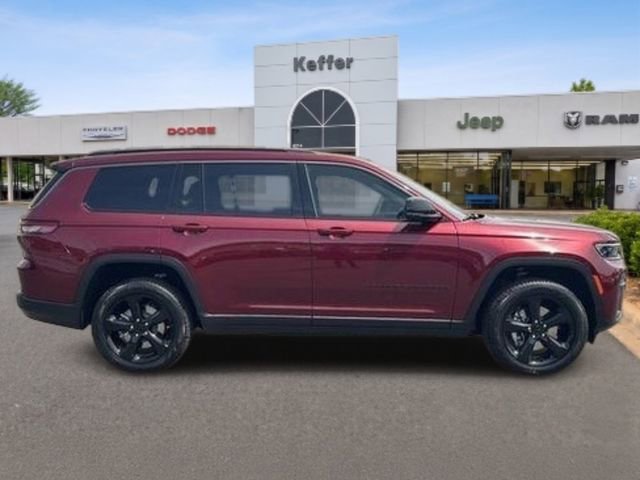 New 2026 Jeep Grand Cherokee L Limited w/ Limited Altitude Package AWD/4WD image 6