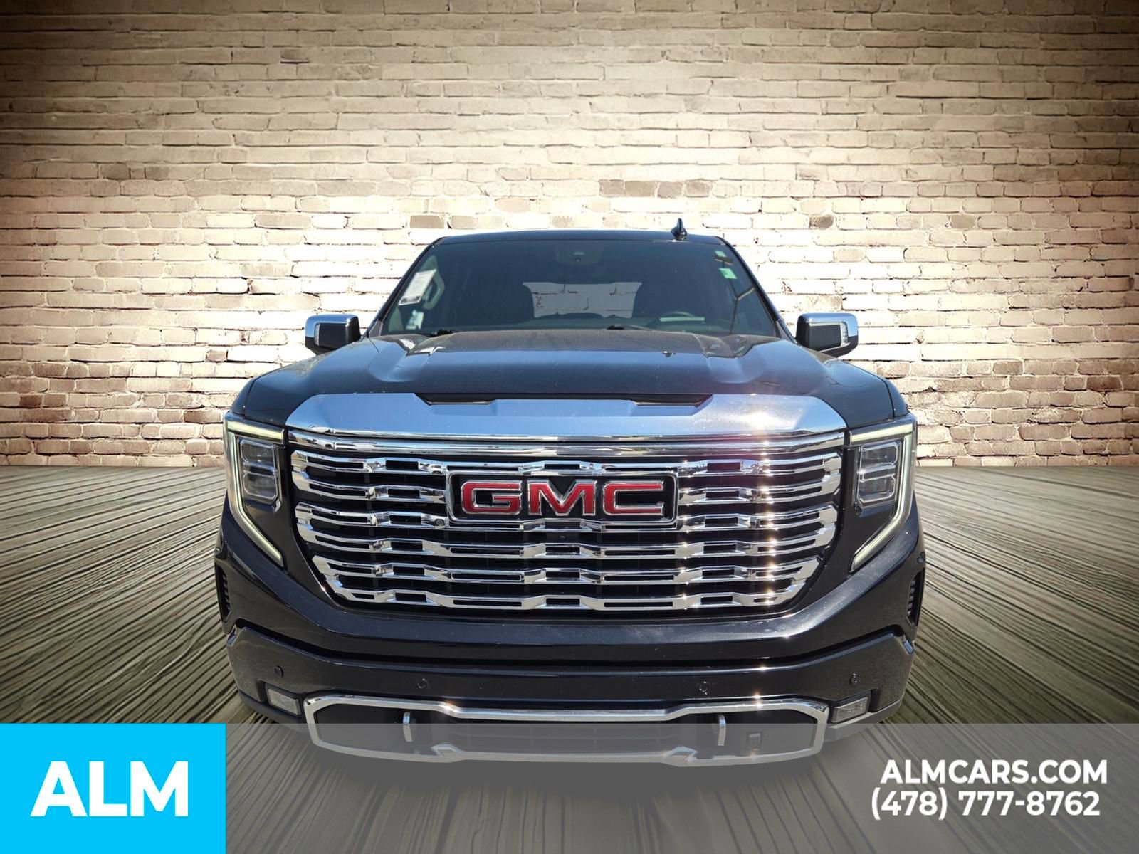 Used 2024 GMC Sierra 1500 Denali w/ Technology Package AWD/4WD image 17