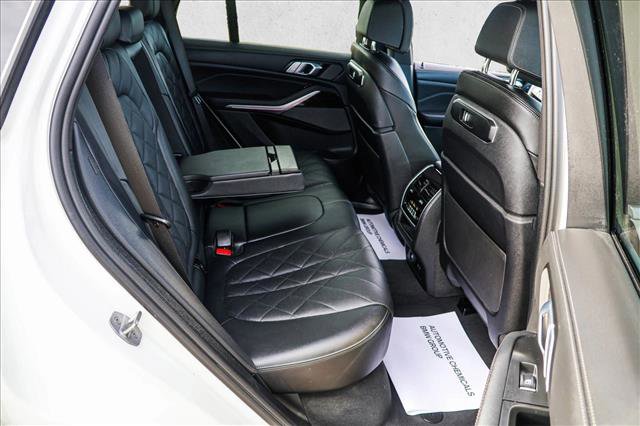 Used 2024 BMW X5 xDrive50e image 26