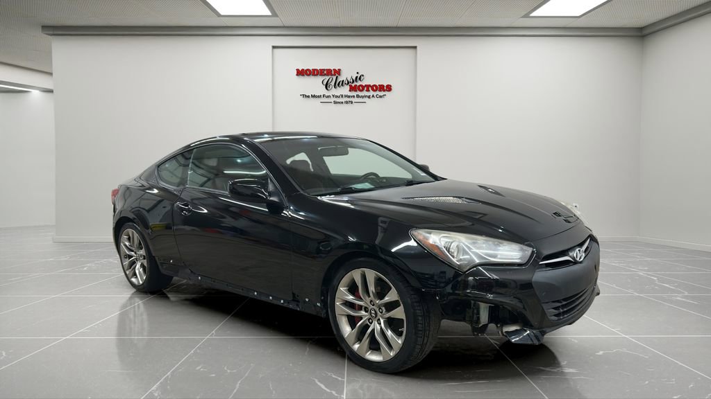 Used 2013 Hyundai Genesis 2.0T image 1