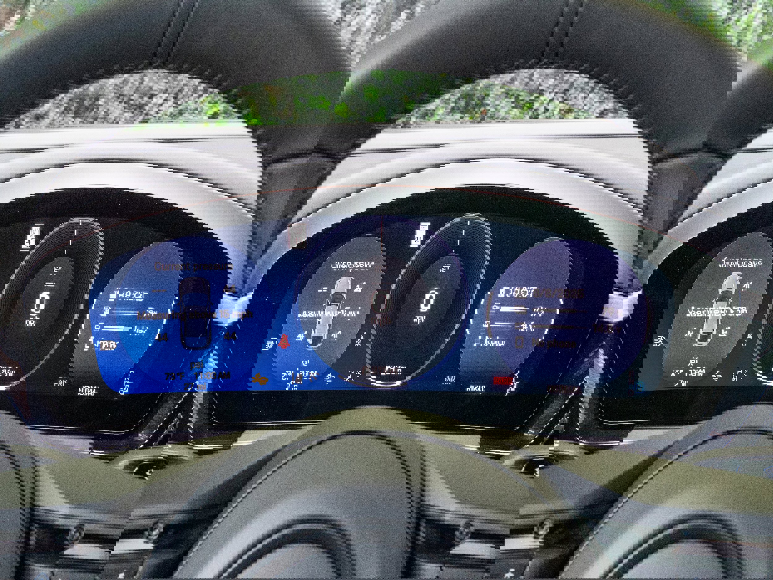 New 2025 Porsche Macan 4 Electric image 16