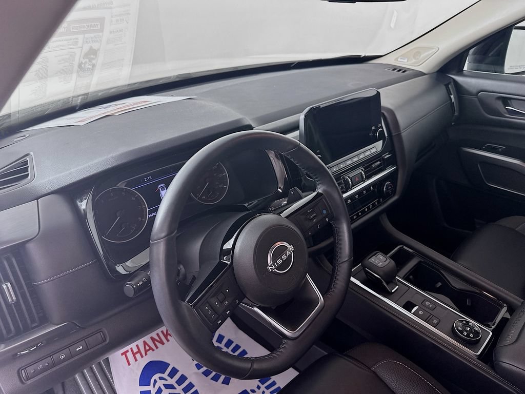 Certified 2023 Nissan Pathfinder SL w/ SL Premium Package AWD/4WD image 15