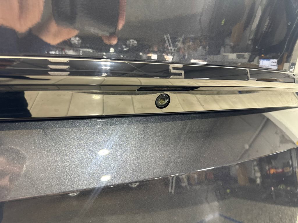 Used 2026 Tesla Model Y 2WD image 23