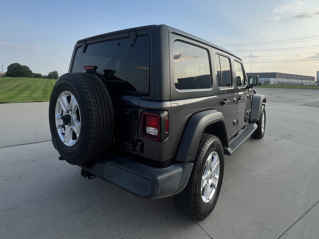 Used 2018 Jeep Wrangler Unlimited Sport S image 8