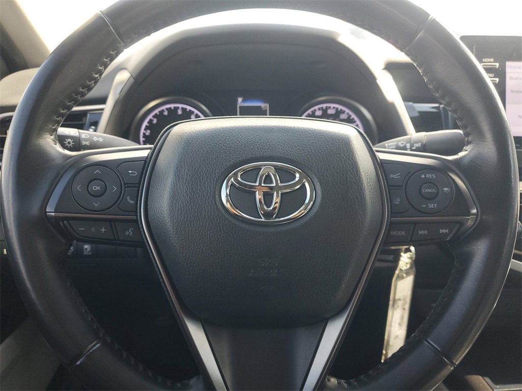 Used 2023 Toyota Camry SE image 19