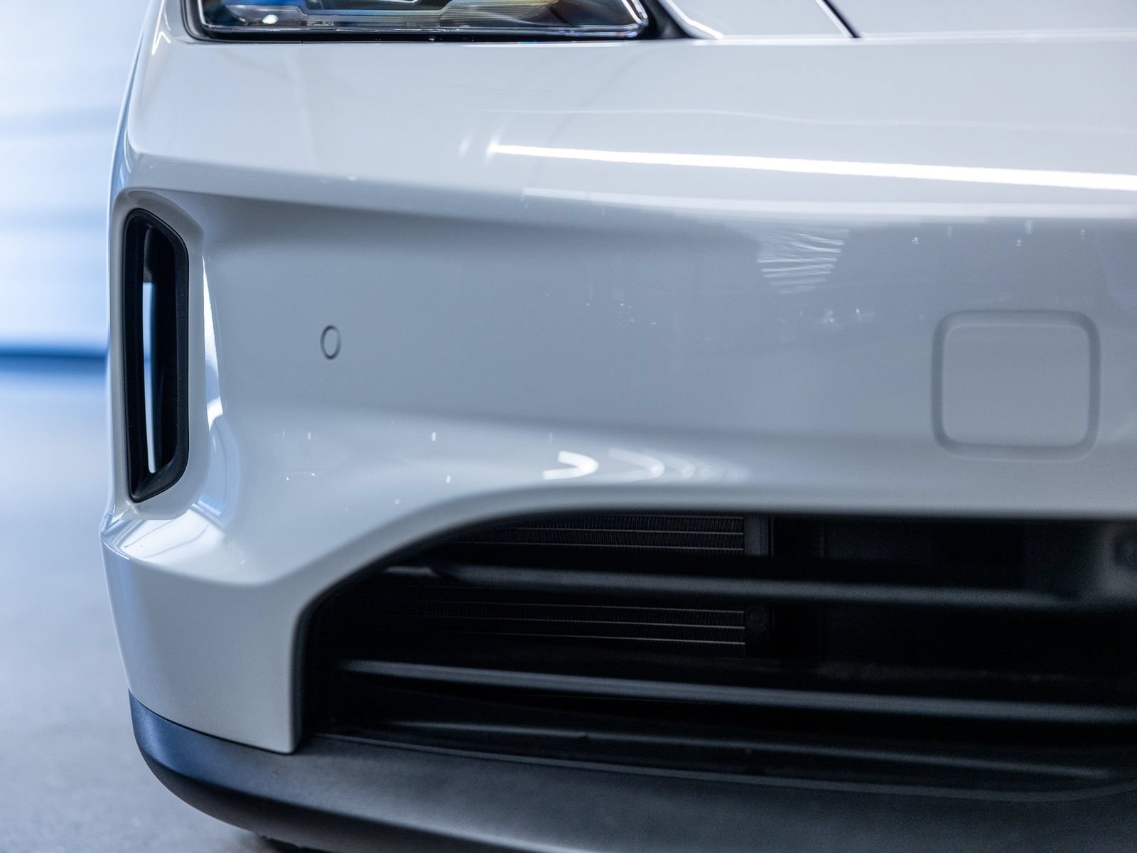 New 2026 Porsche Taycan RWD image 17