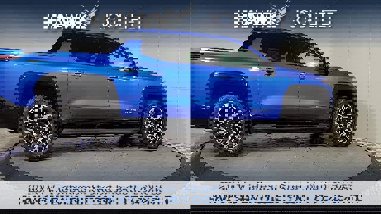 New 2025 Chevrolet Silverado EV RST image 8