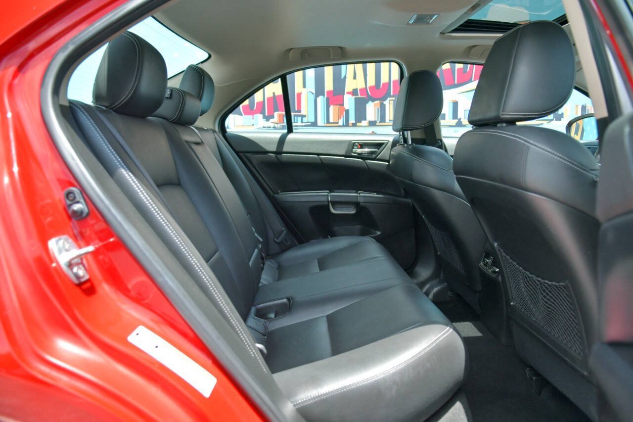 Used 2013 Suzuki Kizashi Sport SLS AWD/4WD image 30