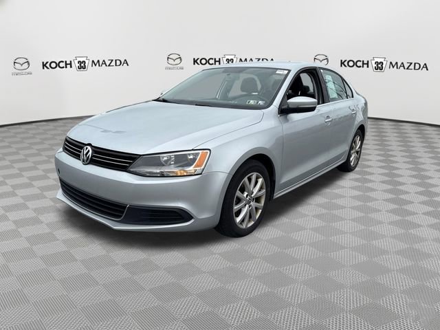 Used 2013 Volkswagen Jetta SE FWD image 3