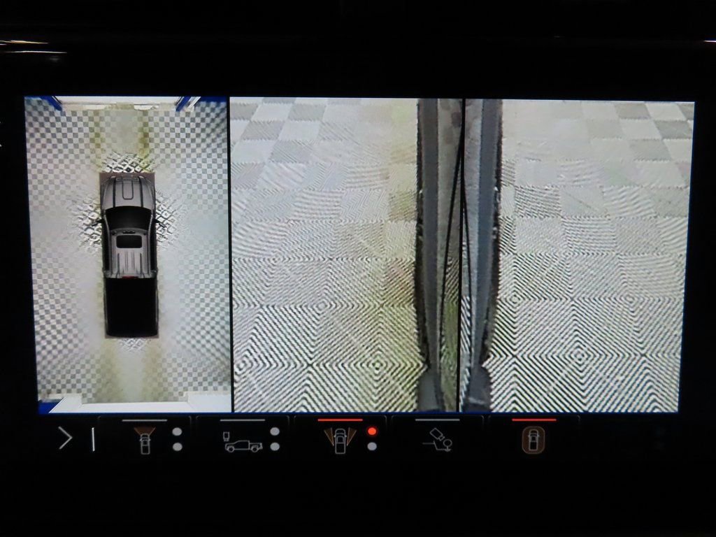 Used 2024 GMC Sierra 2500 Denali w/ Denali Reserve Package image 19