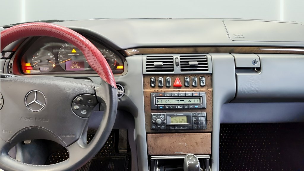 Used 2002 Mercedes-Benz E 55 AMG Sedan image 21