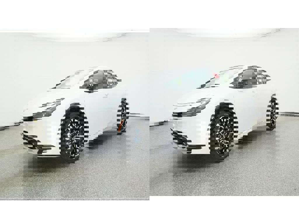 New 2026 Toyota Prius Plug-In Hybrid FWD image 17