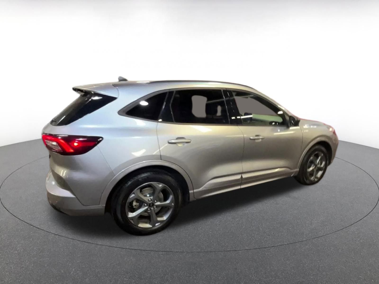 Used 2024 Ford Escape ST-Line image 15