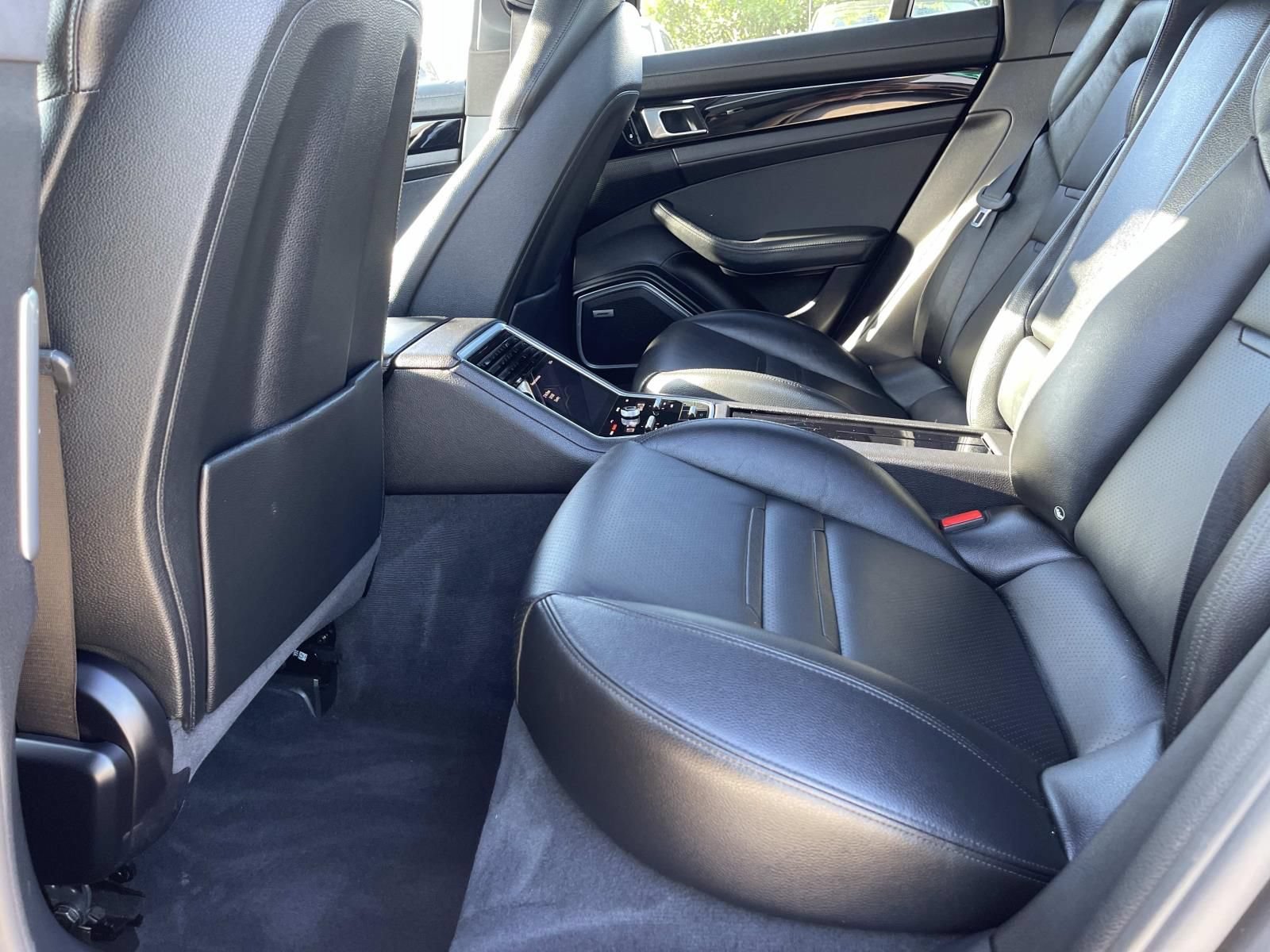 Used 2018 Porsche Panamera 4 AWD/4WD image 12