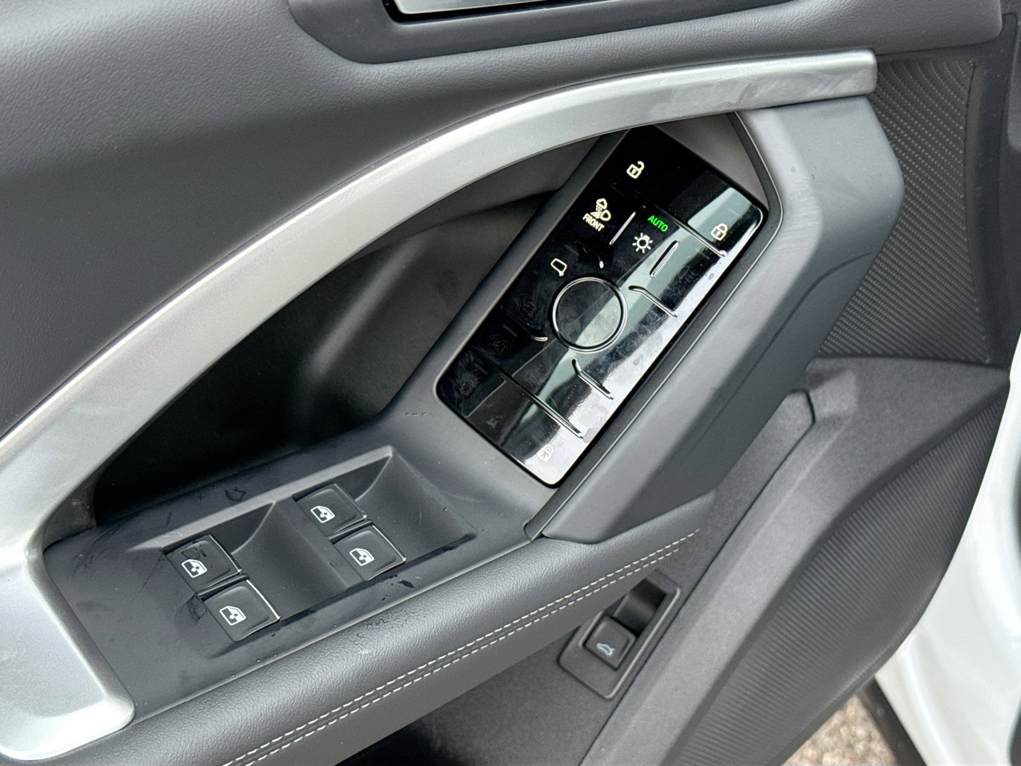 New 2025 Audi Q5 Premium Plus image 23