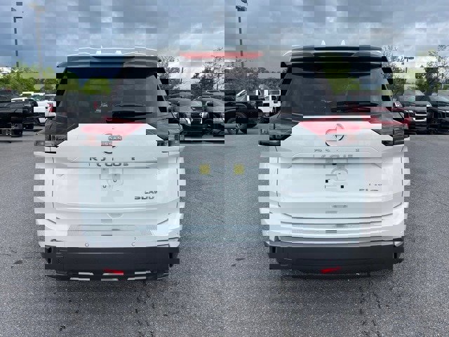 New 2025 Nissan Rogue SL w/ Tech Package image 6