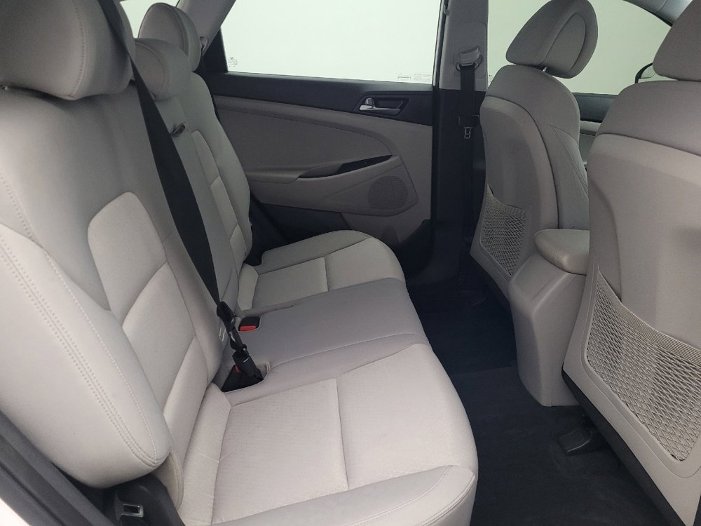 Used 2017 Hyundai Tucson SE image 19