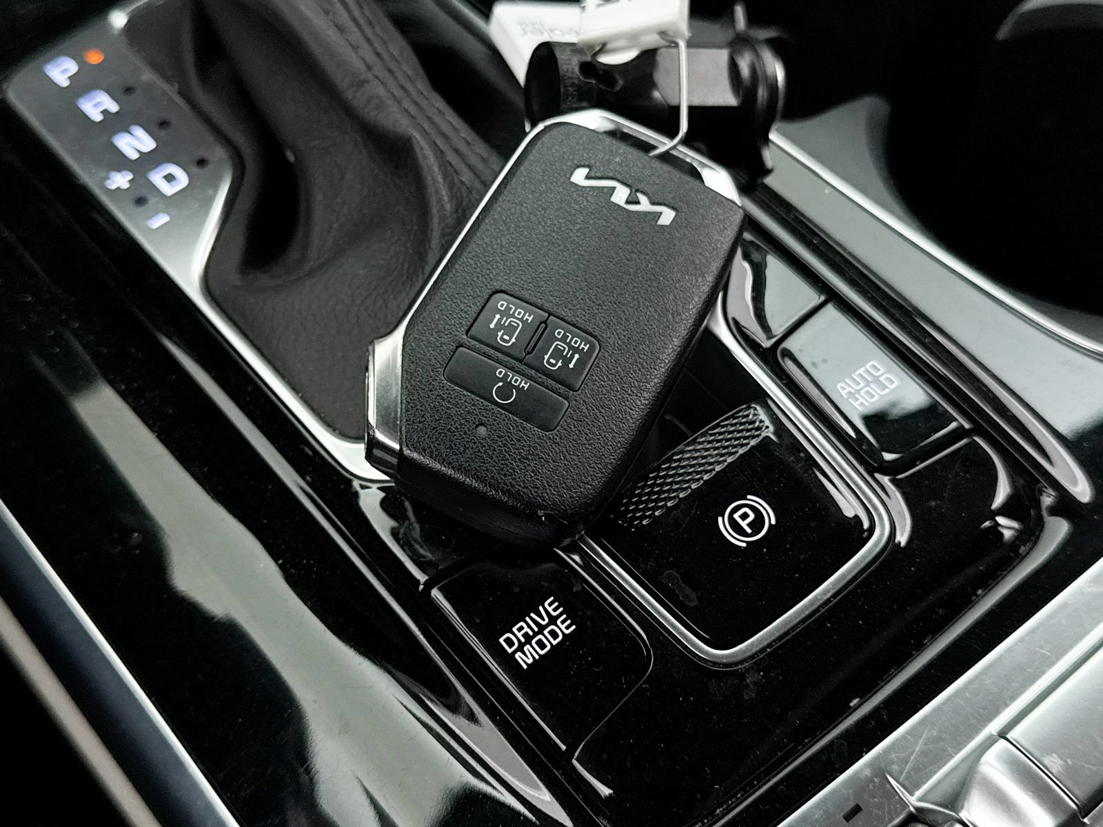 Used 2022 Kia Carnival SX FWD image 36