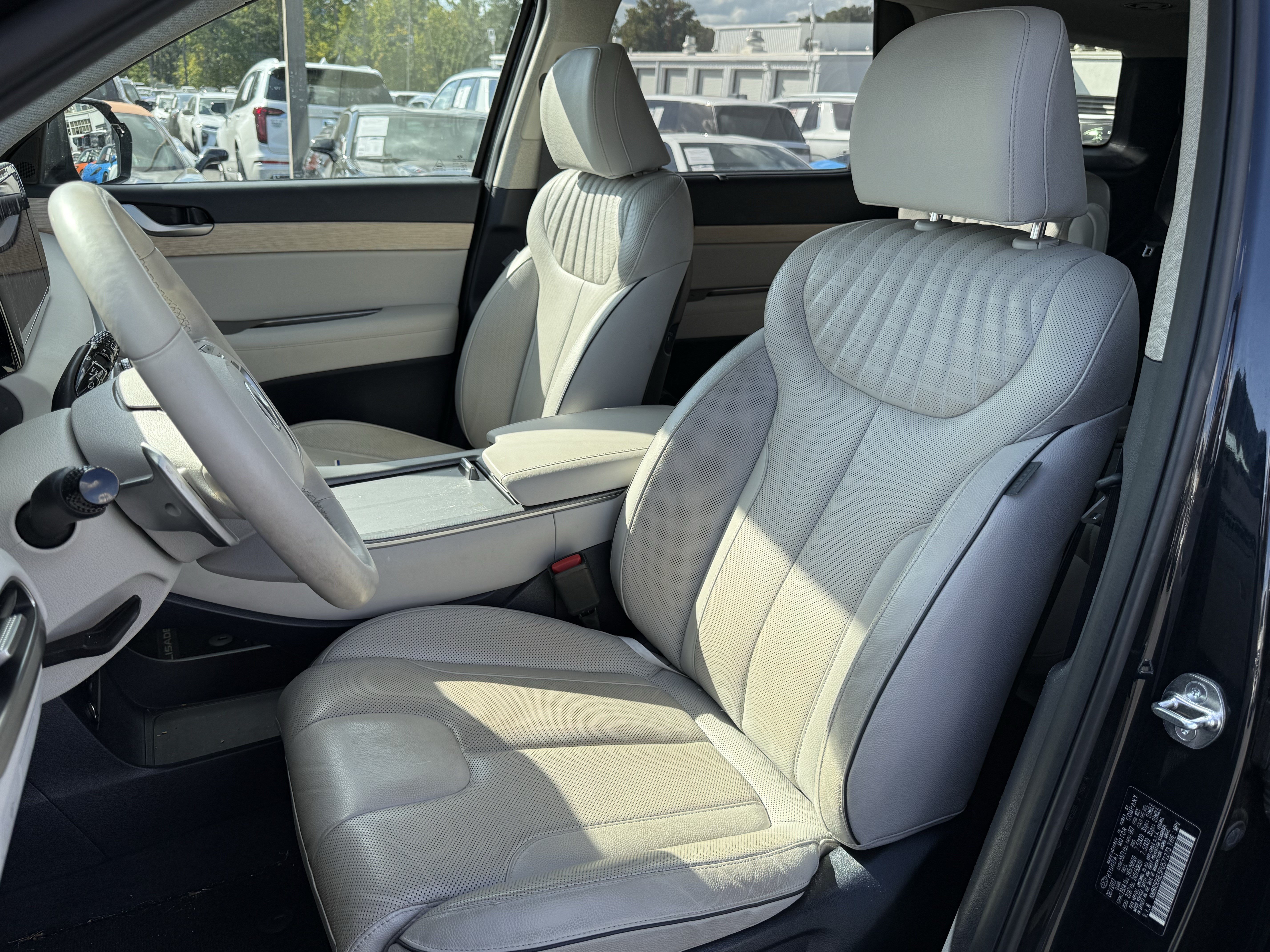 Used 2023 Hyundai Palisade Limited AWD/4WD image 7