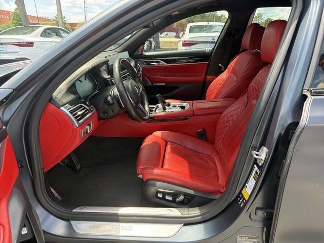 Used 2018 BMW M760i xDrive w/ Luxury Rear Seating Package AWD/4WD image 23