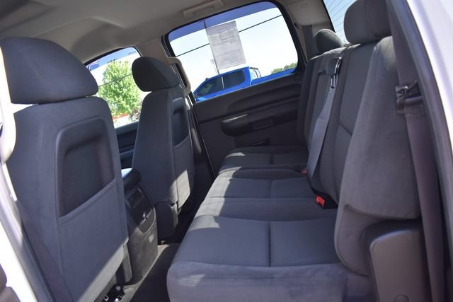 Used 2007 Chevrolet Silverado 2500 LT w/ 2LT Convenience Package RWD image 20