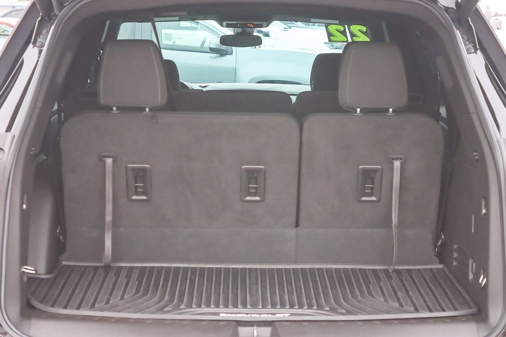 Used 2022 Chevrolet Traverse LT image 57