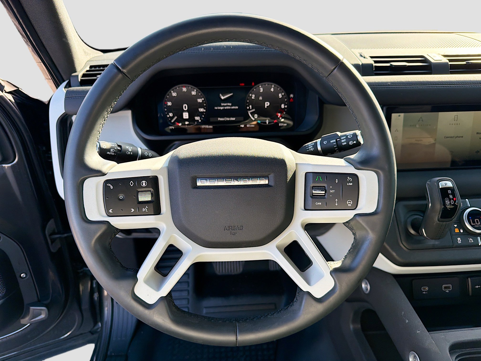 Used 2024 Land Rover Defender 110 S image 39