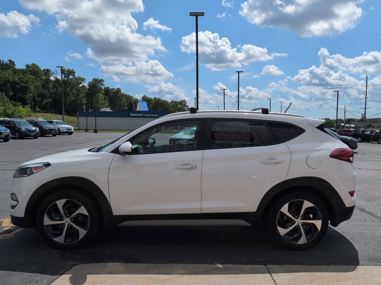 Used 2017 Hyundai Tucson Sport w/ Cargo Package AWD/4WD image 5