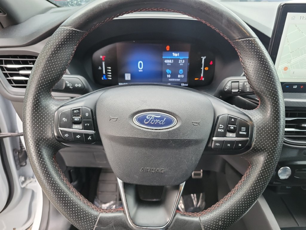 Used 2023 Ford Escape ST-Line w/ Tech Pack #1 FWD image 29