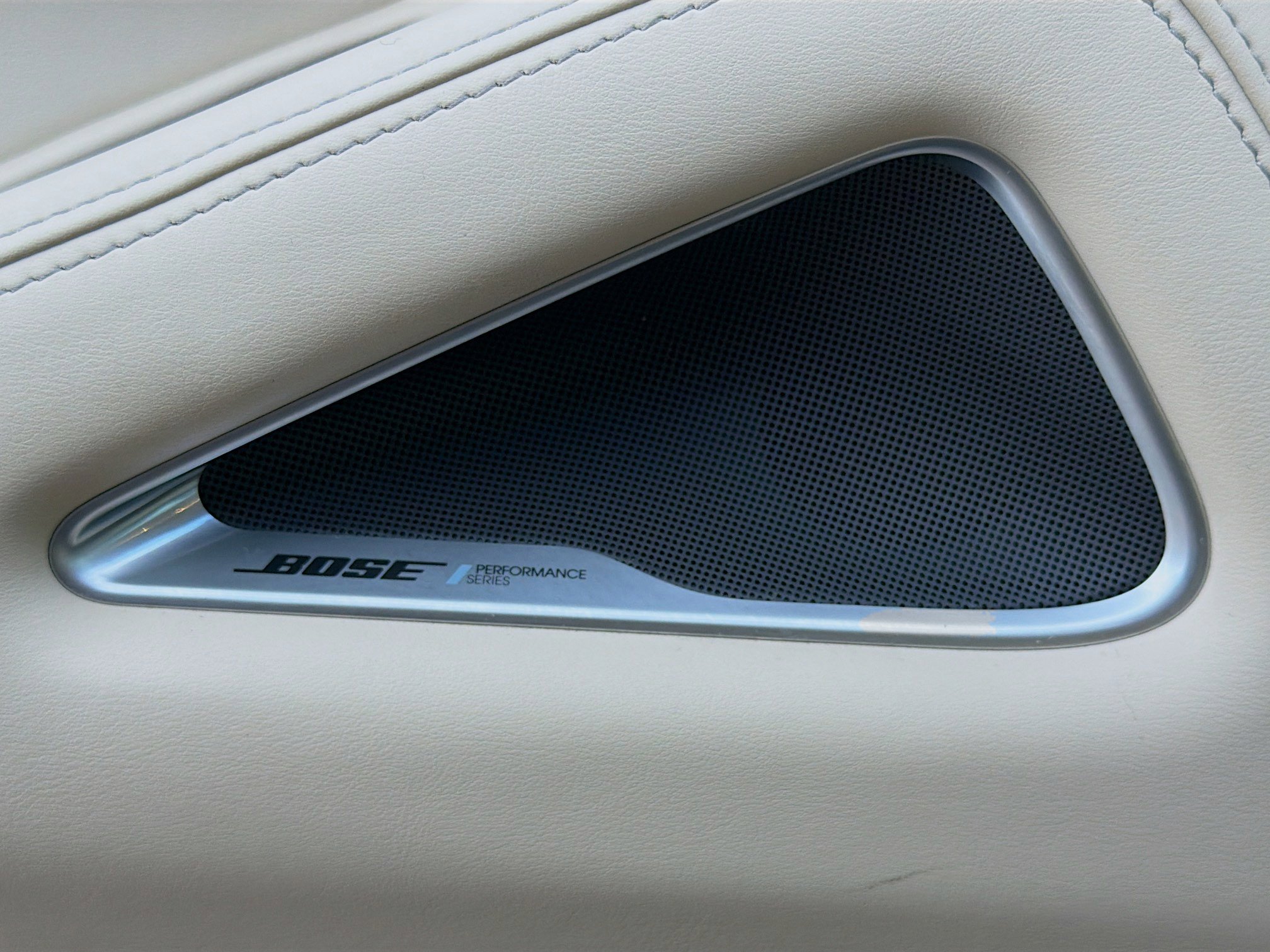 Used 2023 INFINITI QX60 Luxe w/ Performance Audio Package AWD/4WD image 25