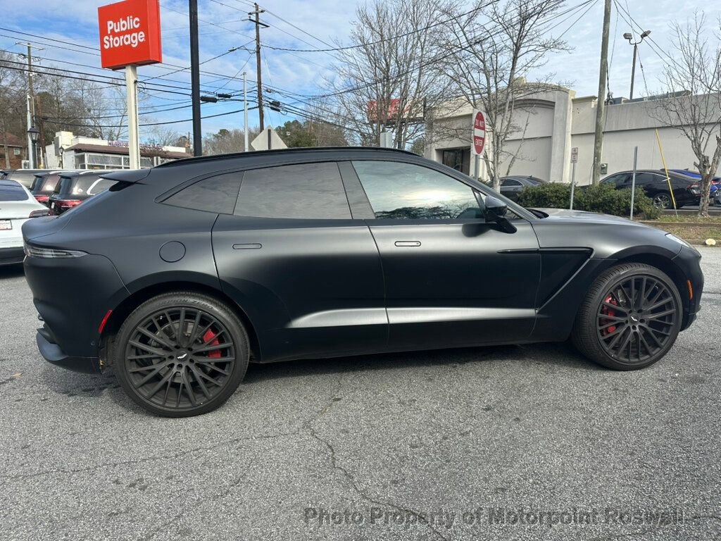 Used 2023 Aston Martin DBX image 8