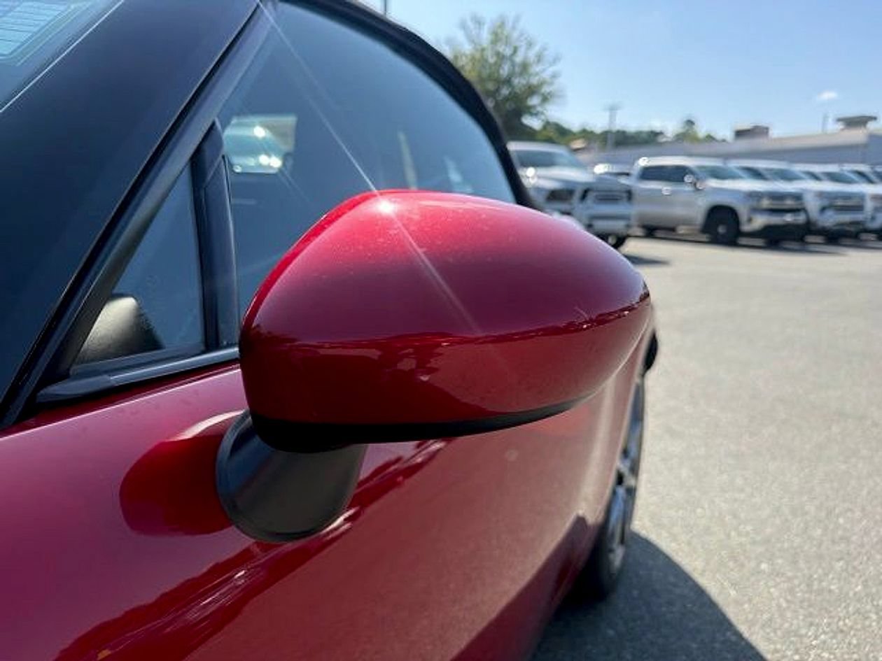 Used 2016 MAZDA MX-5 Miata Grand Touring RWD image 10