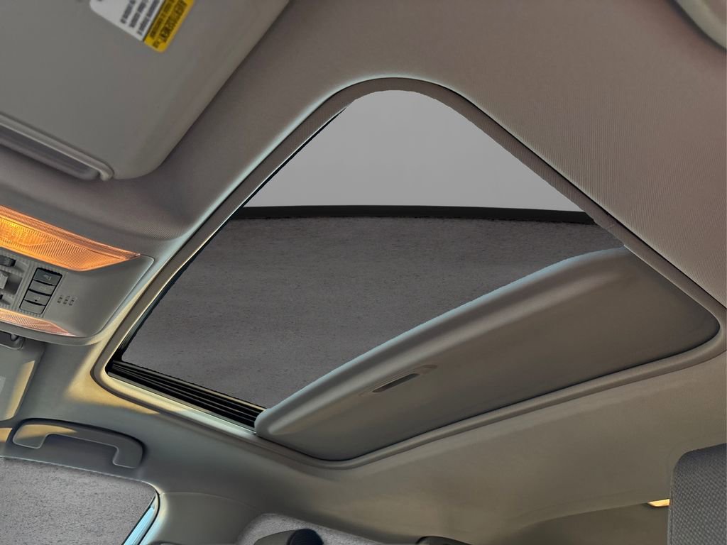 Used 2019 Toyota RAV4 XLE image 21