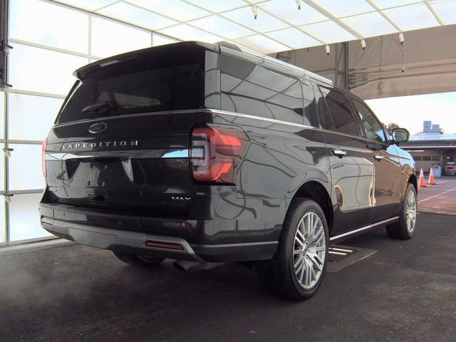 Used 2023 Ford Expedition Max Limited AWD/4WD image 4